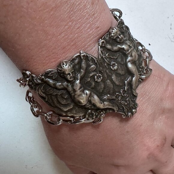 Cherub Chain Angel Bracelet Link Statement Cuff Putti Silver Baroque Rococo - Picture 9 of 11